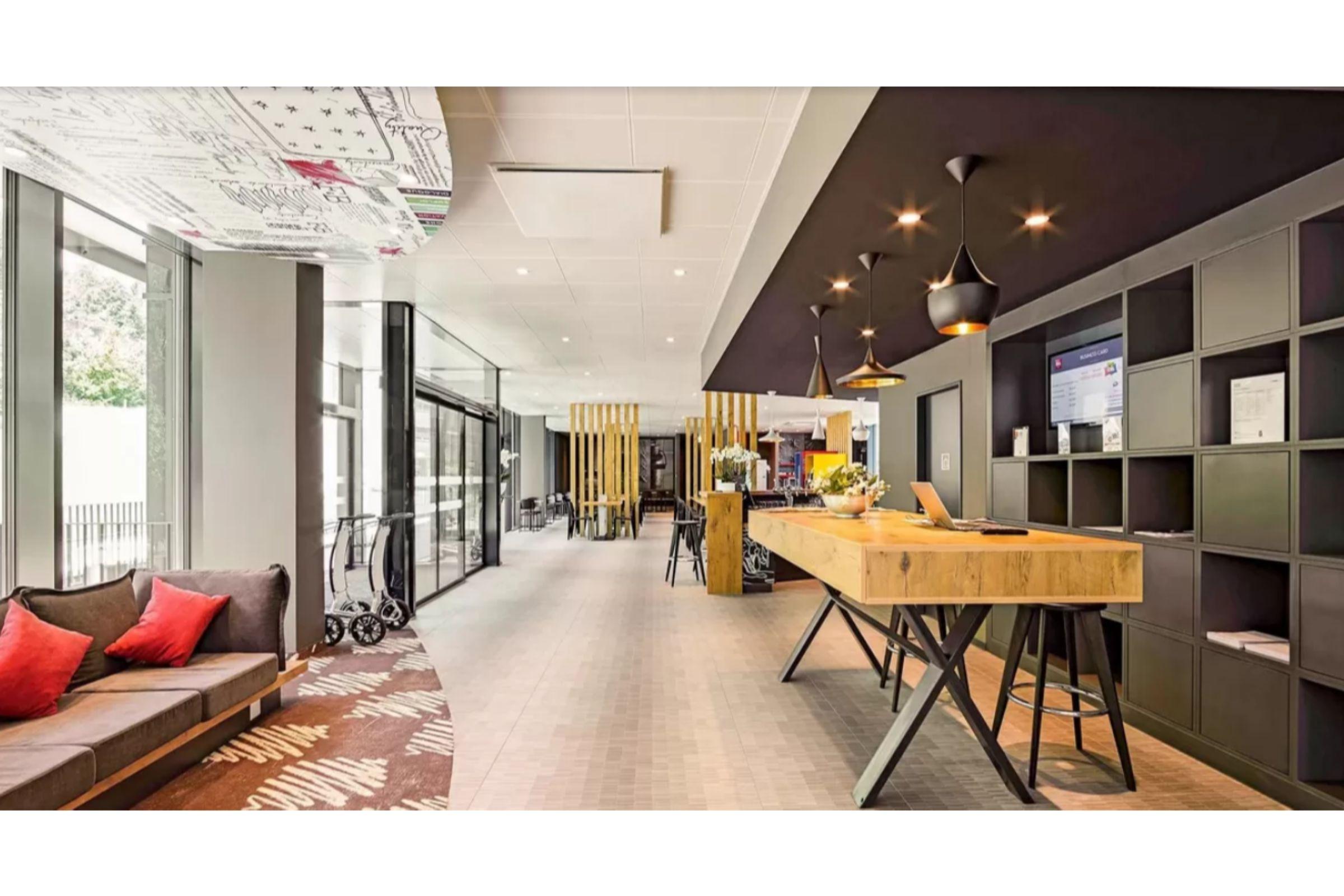 Отель Ibis Baden Neuenhof Экстерьер фото