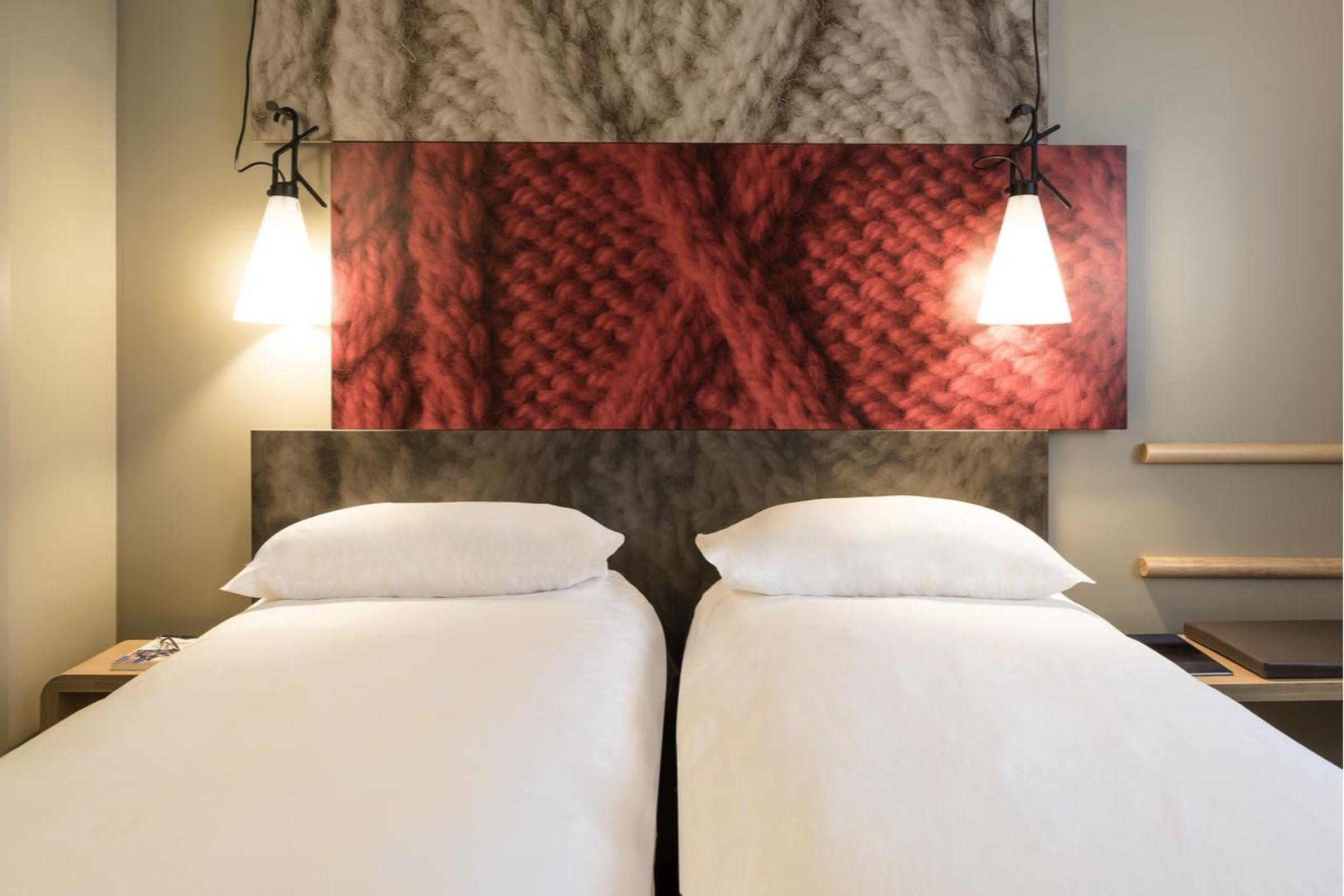 Отель Ibis Baden Neuenhof Экстерьер фото