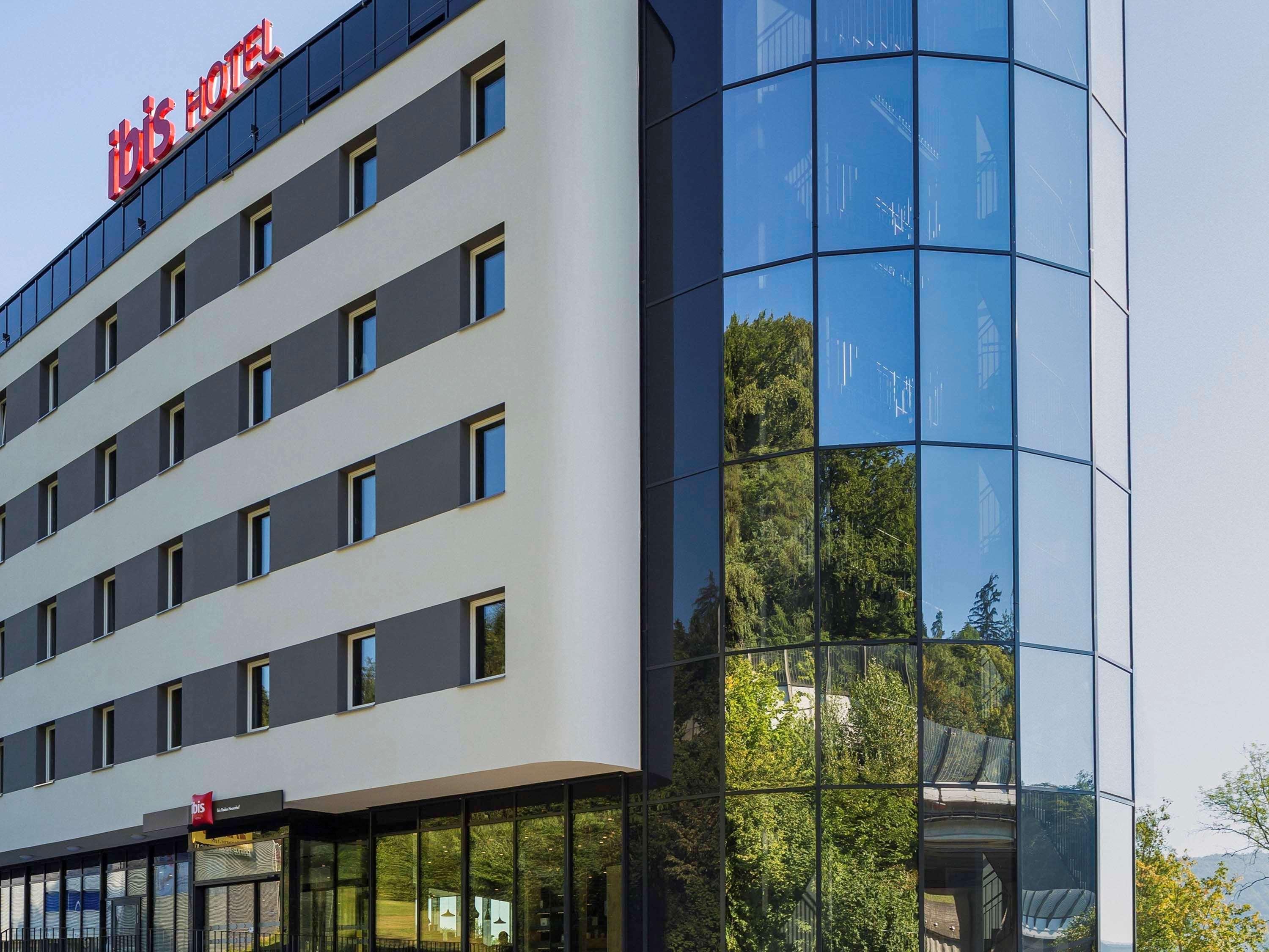 Отель Ibis Baden Neuenhof Экстерьер фото