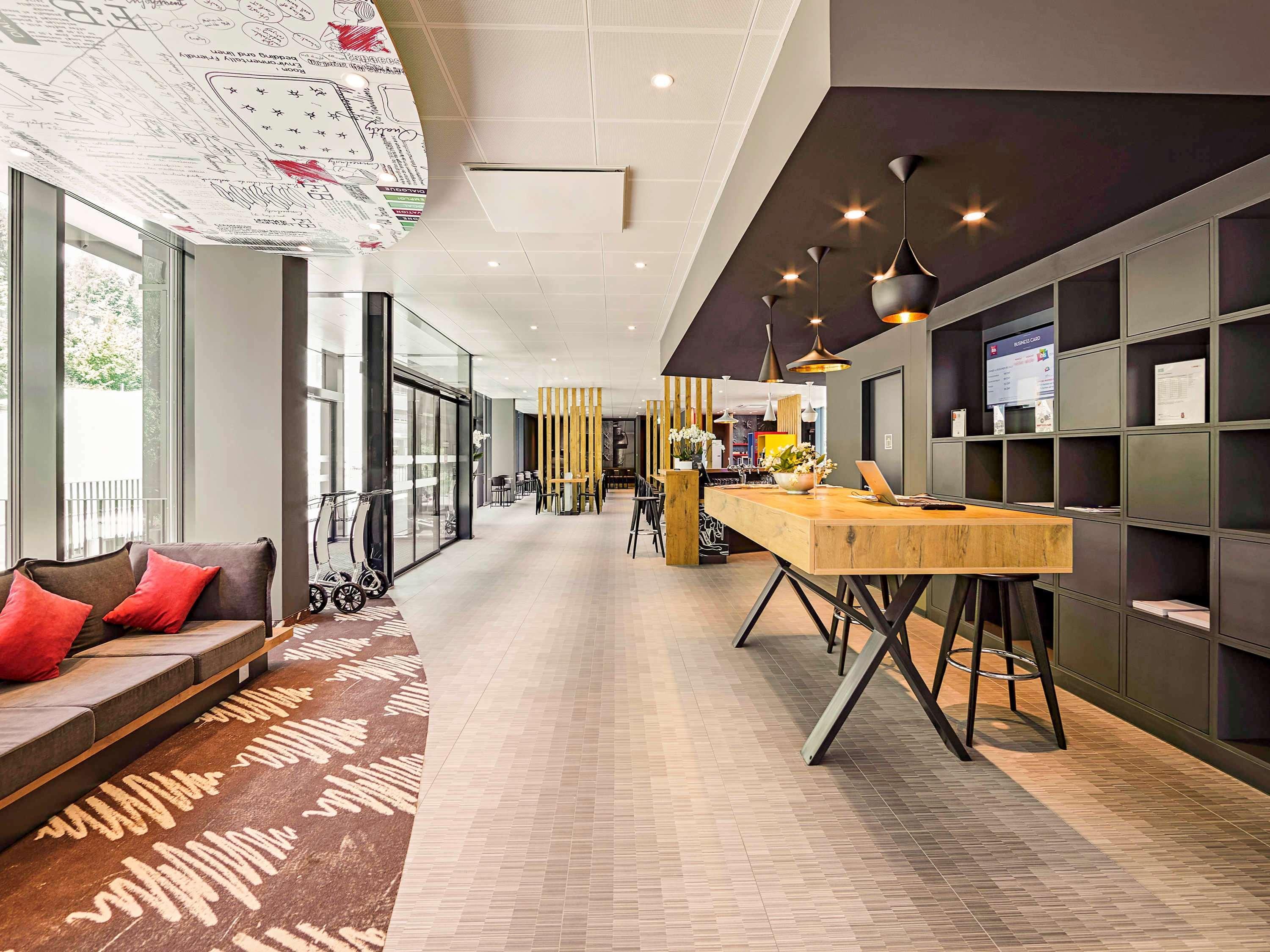 Отель Ibis Baden Neuenhof Экстерьер фото