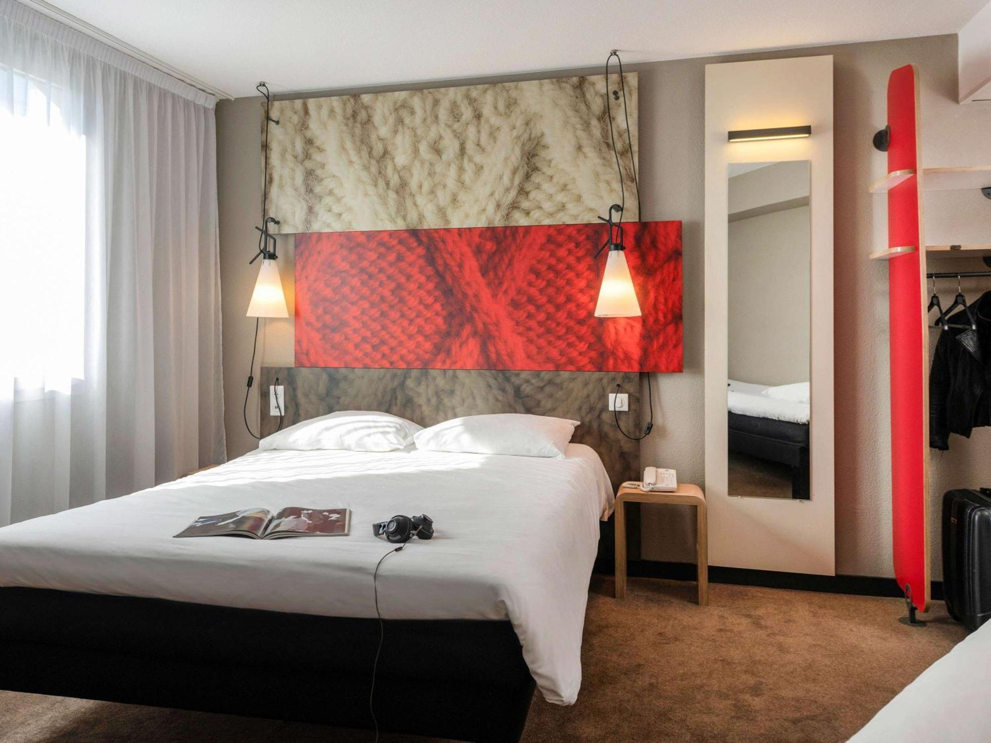 Отель Ibis Baden Neuenhof Экстерьер фото