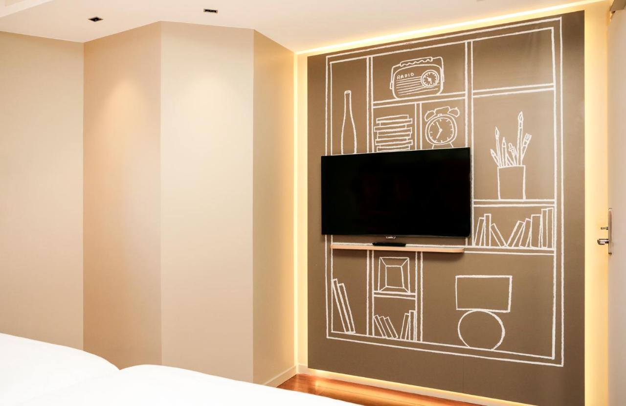 Отель Ibis Baden Neuenhof Экстерьер фото