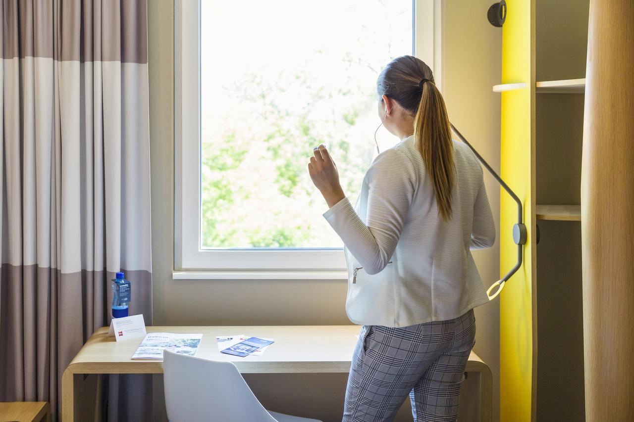 Отель Ibis Baden Neuenhof Экстерьер фото